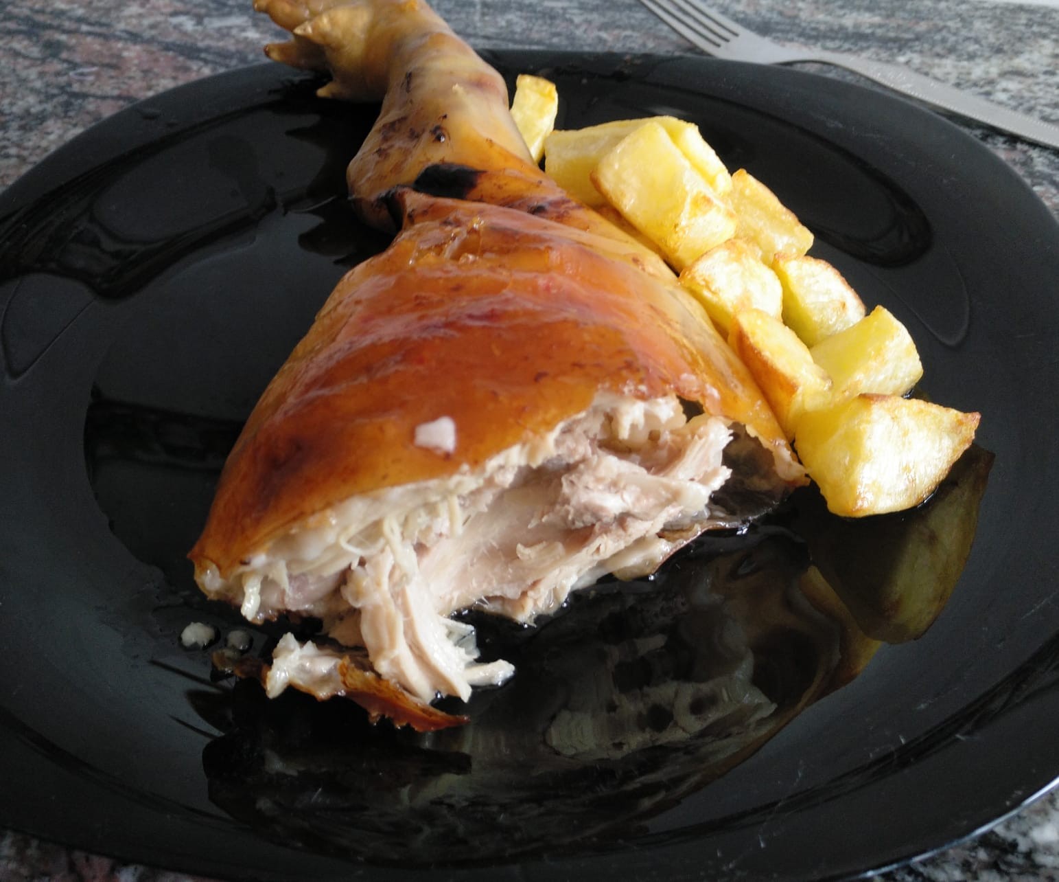 COCHINILLO ASADO - CERDO ASTURCELTA